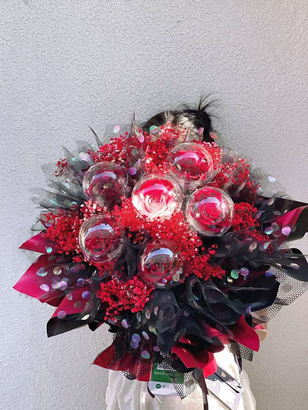 网红~焦点网
                 原创~幻彩波点纱
漂亮的组合花束详情4