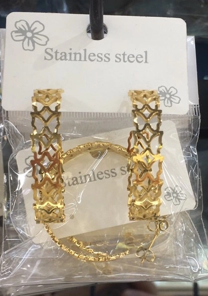 The stainless steel Taiyuan Iron & Steel exaggerated ear buckle earrings are trendy and beyond fashion. detail image 1