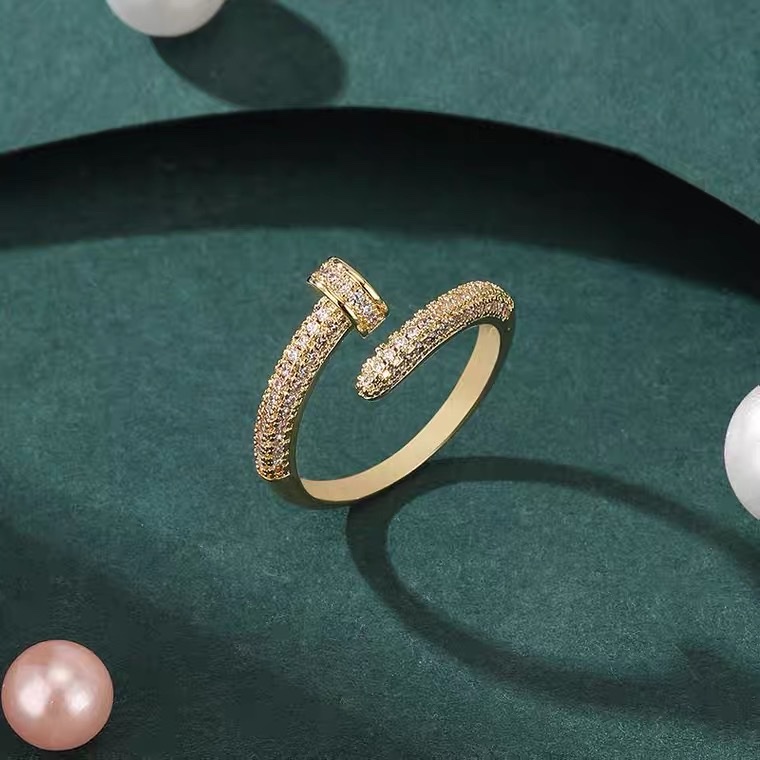 Chenglong Jewelry's women's ring is fashionable, individual, and does not fade. It is a trendy and adjustable decoration for women on Instagram. It is also a popular single person's tail ring CL01065-40 Specification image