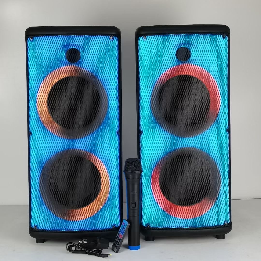 جهاز متنقل BT Speaker في ساحة مكبرات الصوت من طراز آر. إس Item Picture