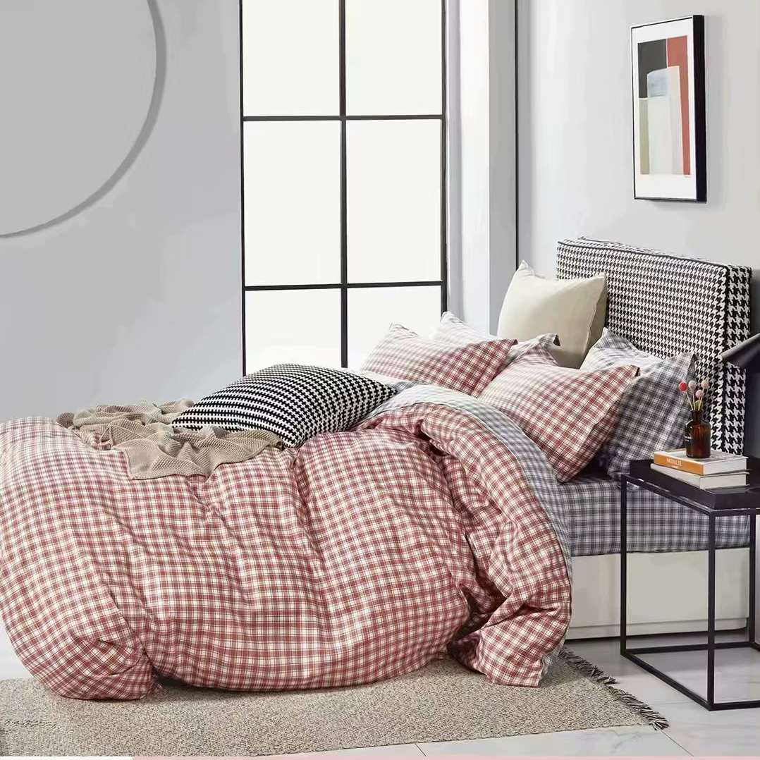 2021 new product in stock: All-cotton four-piece set with checkered powder and grey 2021 new product in stock: All-cotton four-piece set with checkered powder and grey