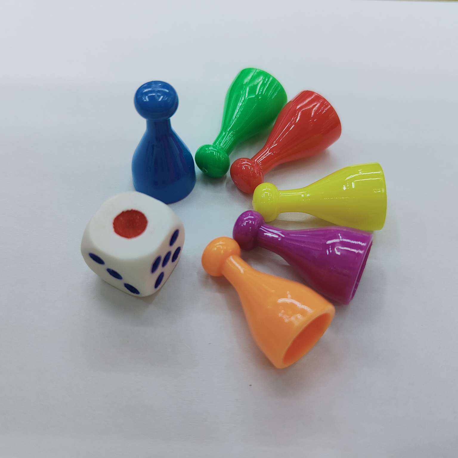 人行棋子塑料游戏配件跳棋飞行棋玩具配件塑料制品详情图2