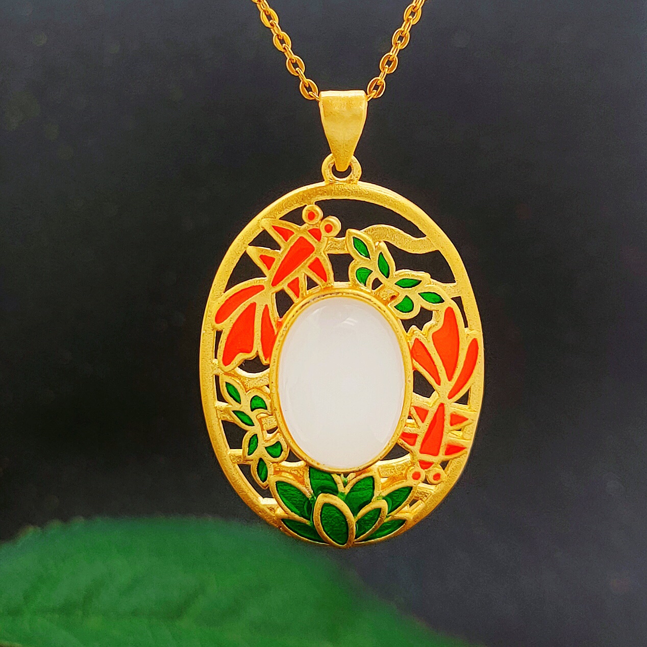Painting oil double fish chalcedony pendant