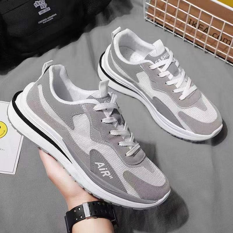 Casual and trendy men's sports casual shoes detail image 3