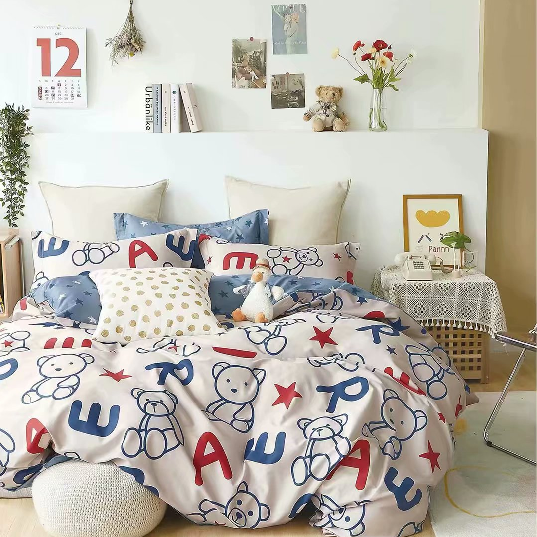New all-cotton four-piece set of Liu-liu bear in stock