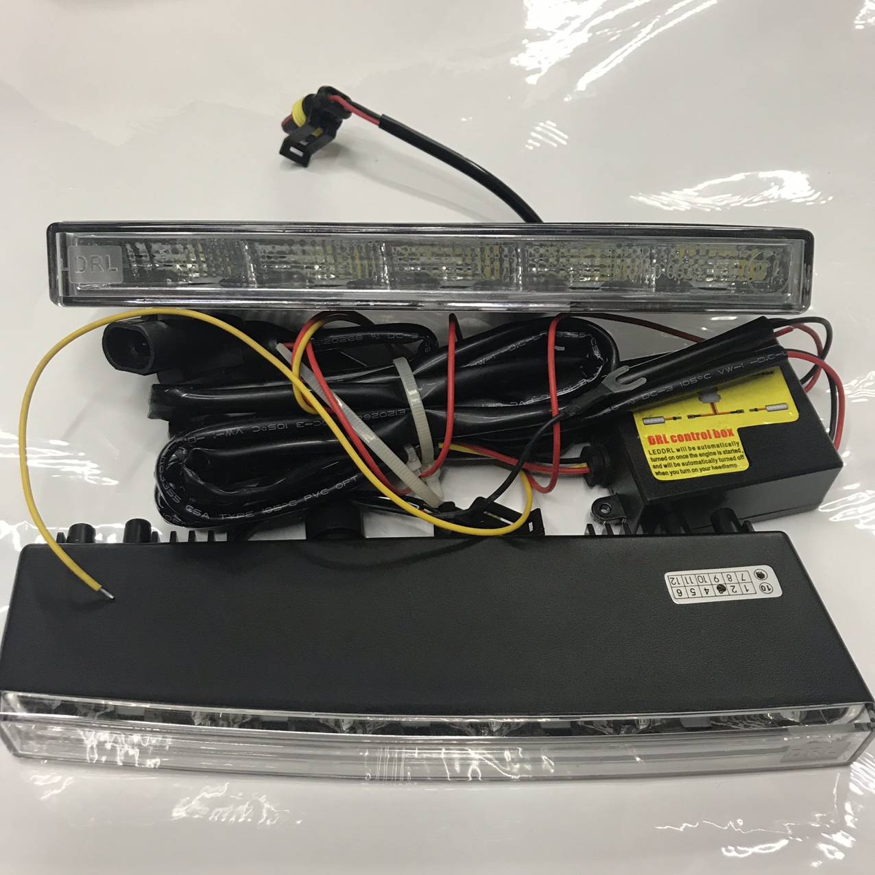 أضواء LED السيارة