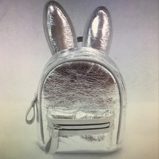 厂家直销现货银色荔枝纹面料可爱兔耳朵休闲小背包