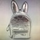 厂家直销现货银色荔枝纹面料可爱兔耳朵休闲小背包图
