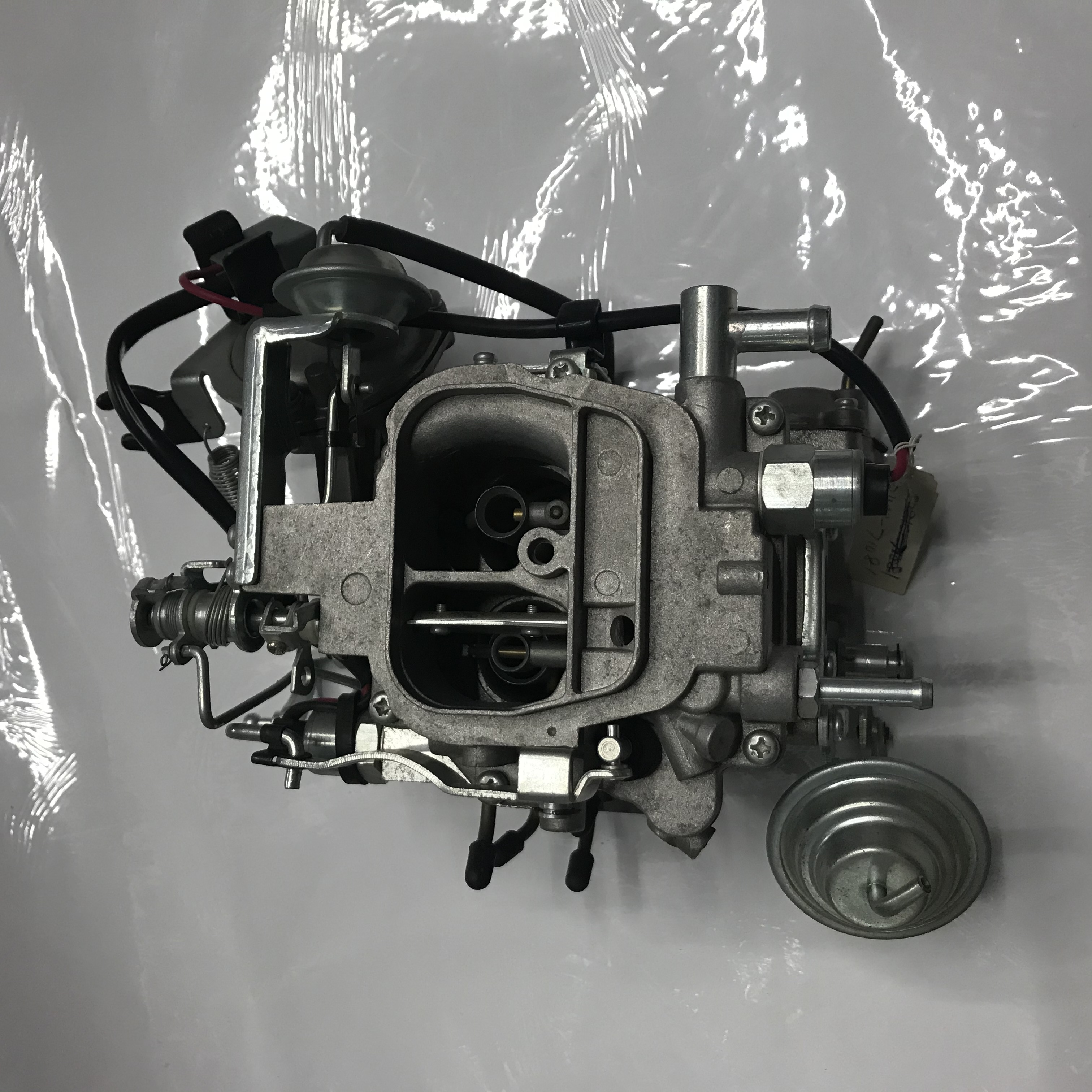 Carburetor, auto parts. Application Scenario