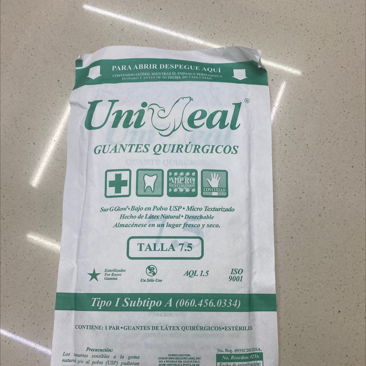 Disposable Gloves Thin Food Grade Transparent Food Kitchen Hairdressing Home Takeout Protective Gloves details Picture