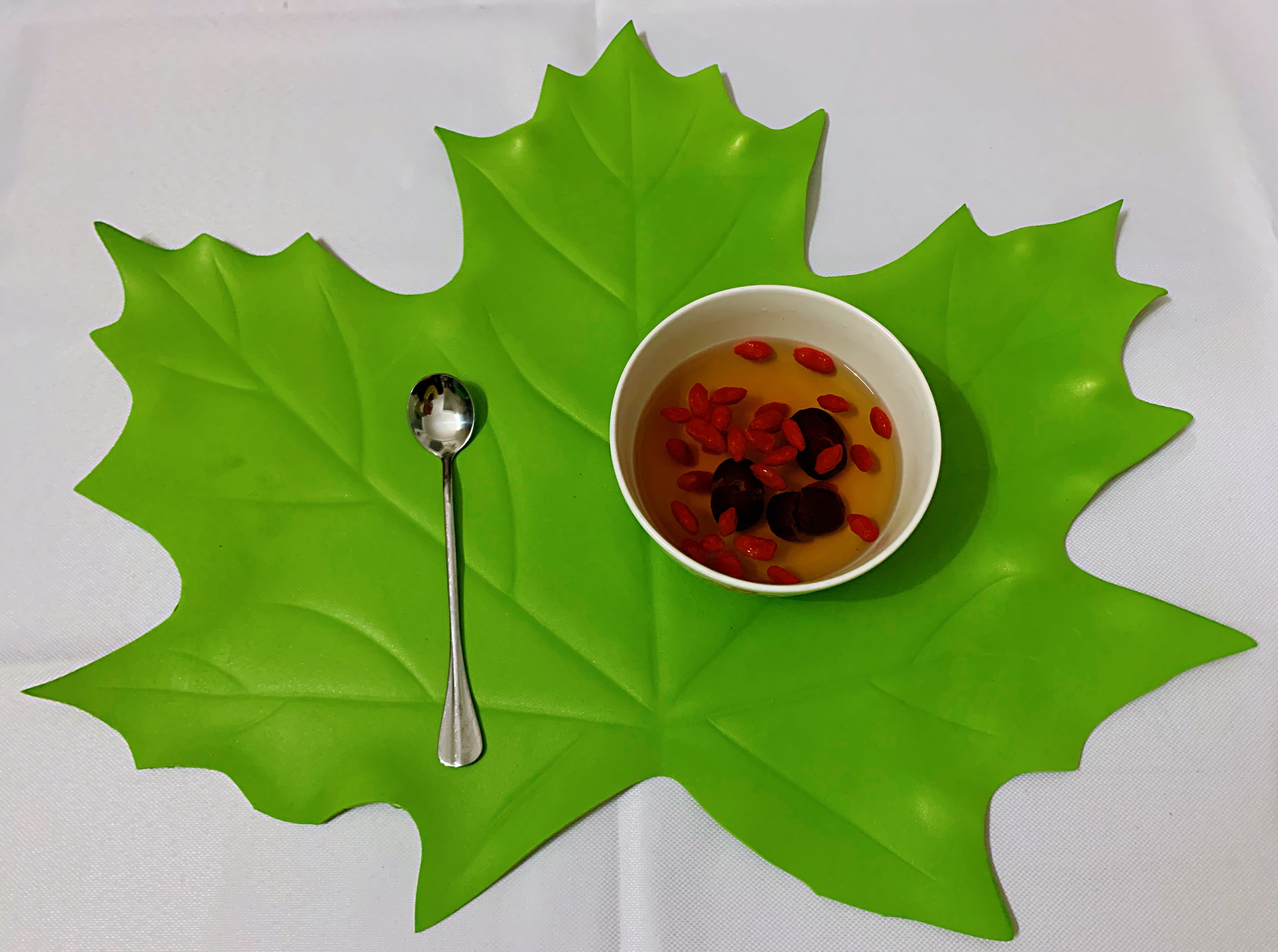 Simulated placemats, green leaf 🍃 simulated placemats, PVC foam placemats, irregular placemats Specification image