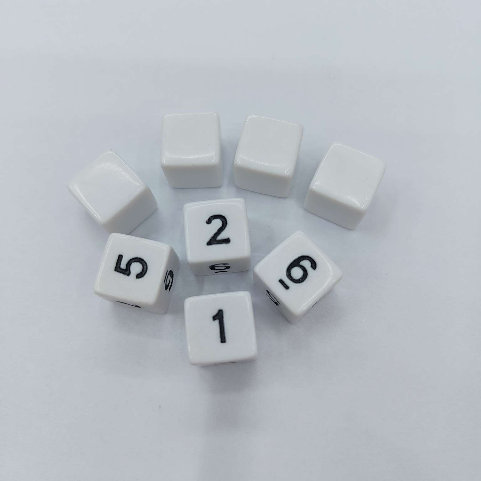 12mm数字骰字1-6塑料棋子玩具配件详情图2