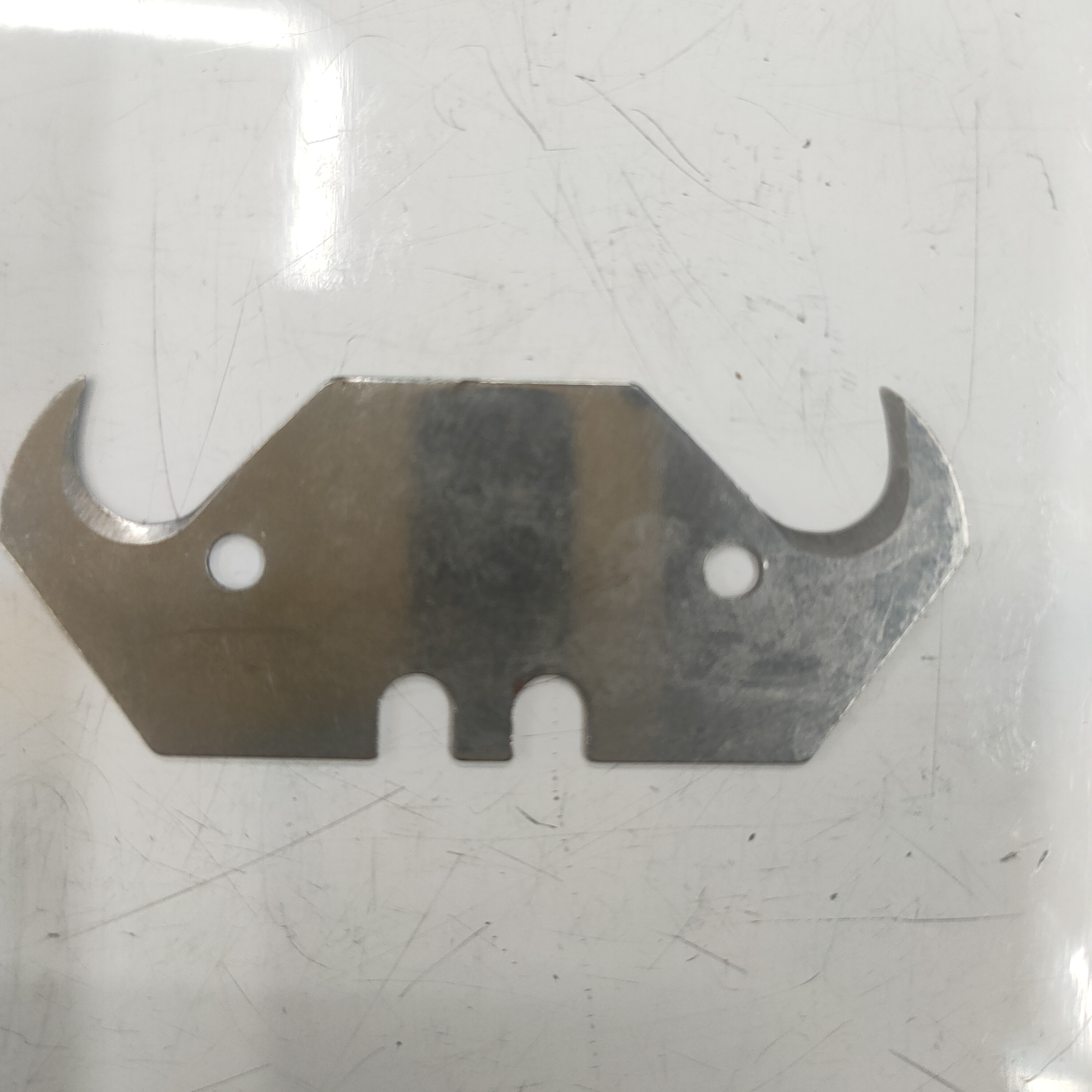 Horn blade Ladder blade Hook blade profiled blade Hook knife Cutting plastic carpet blade Peeling cable blade
