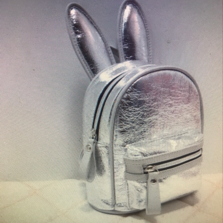 厂家直销现货银色荔枝纹面料可爱兔耳朵休闲小背包详情图4