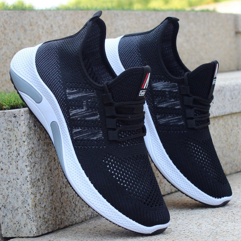 运动休闲鞋实物图