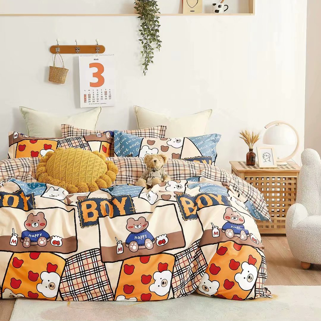 Wholesale and retail of four-piece sets, all-cotton in stock, cute little bear