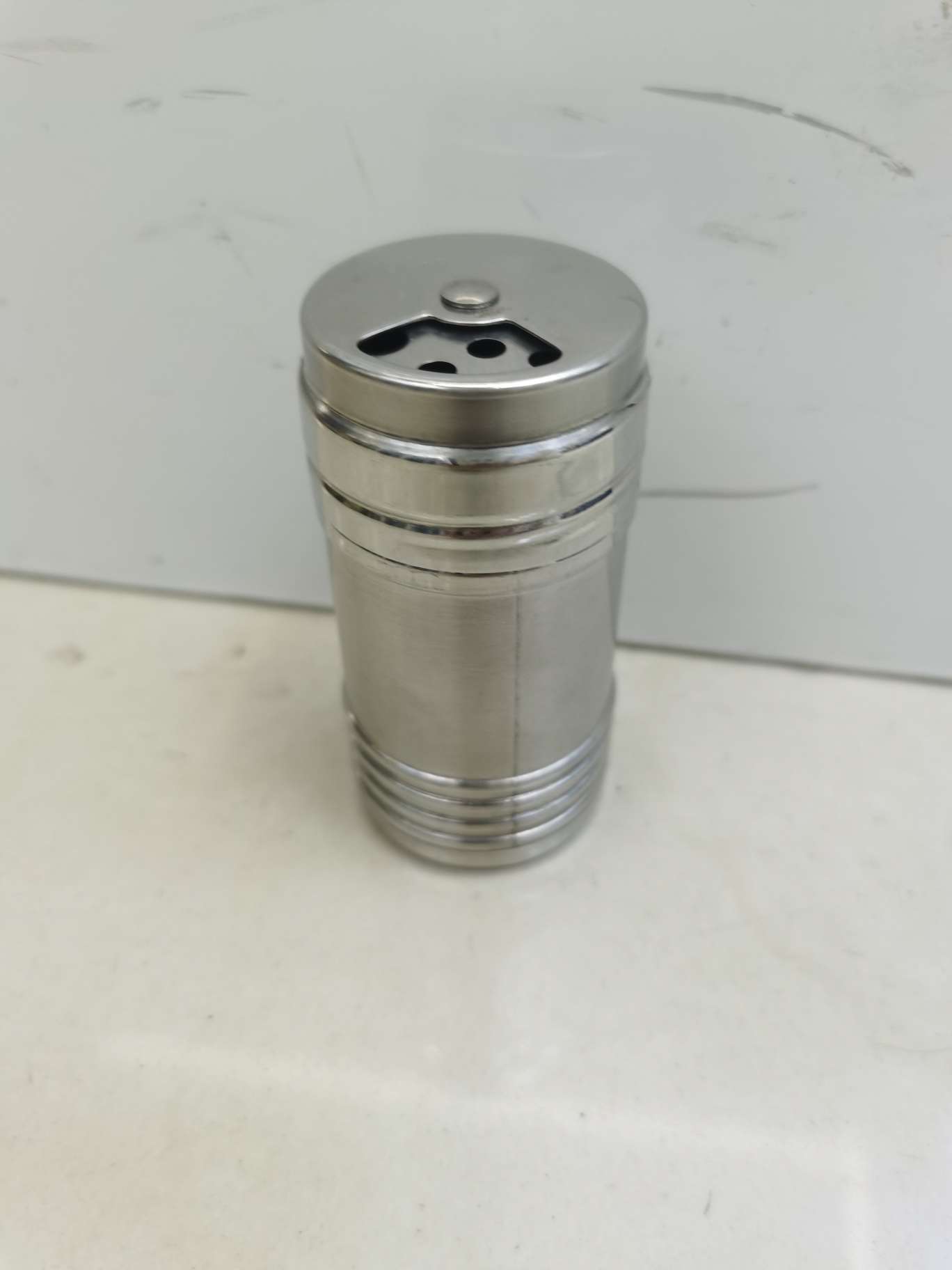胡椒罐细节图