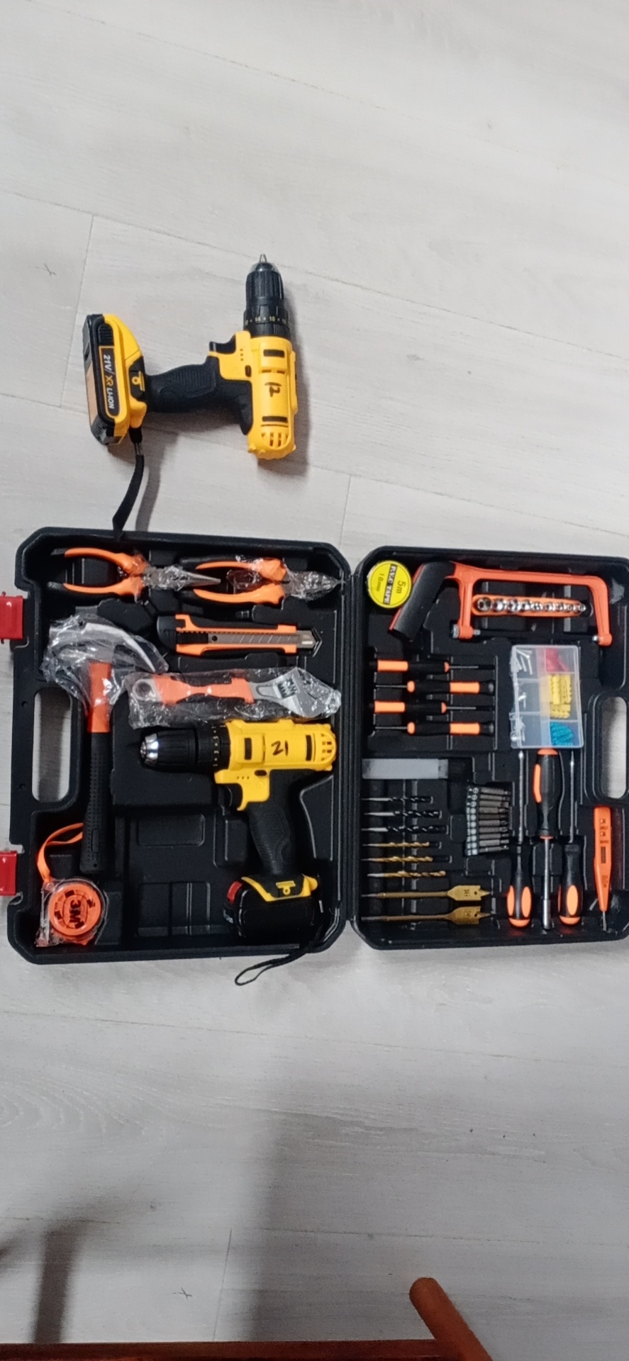 Lithium battery scissors. Lithium battery tools, power tools detail image 14