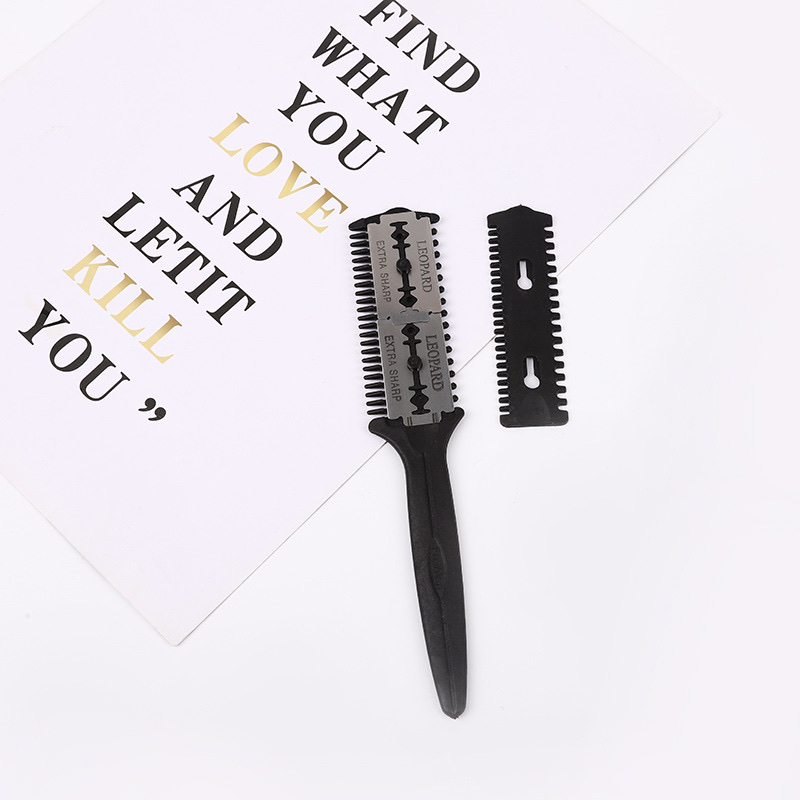Black Bulk Long Handle Trim Comb Application Scenario