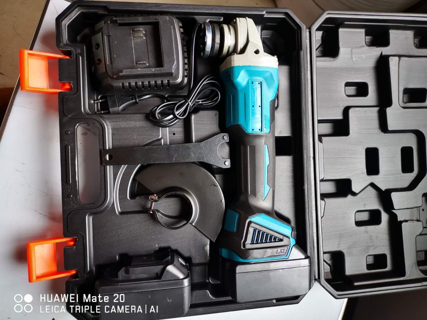 Lithium battery Angle grinder. Electric tools. Electric drill detail image 2