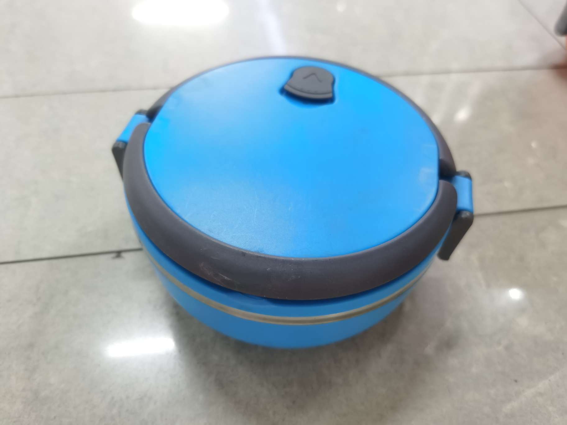 A circular single-layer insulated lunch box details Picture