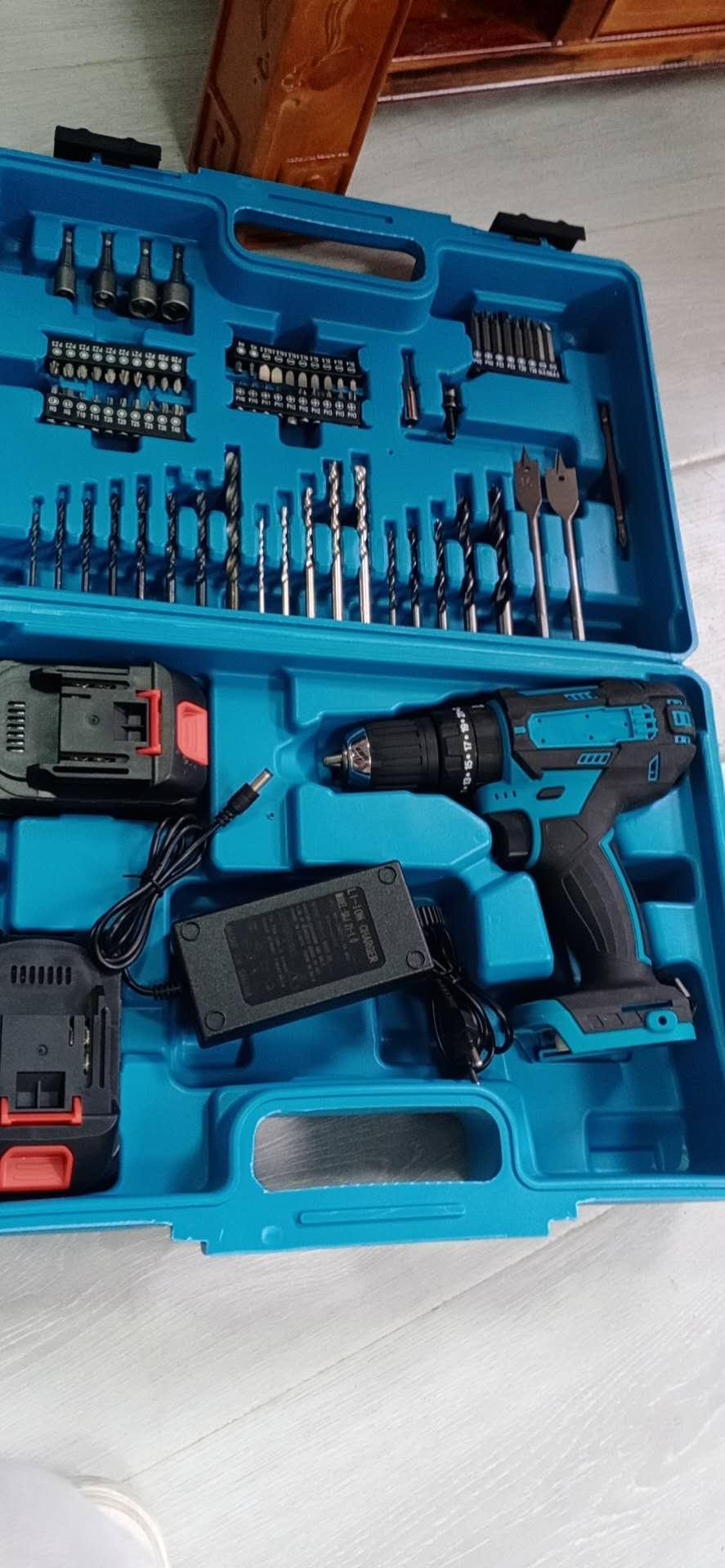 Lithium battery Angle grinder. Electric tools. Electric drill detail image 19