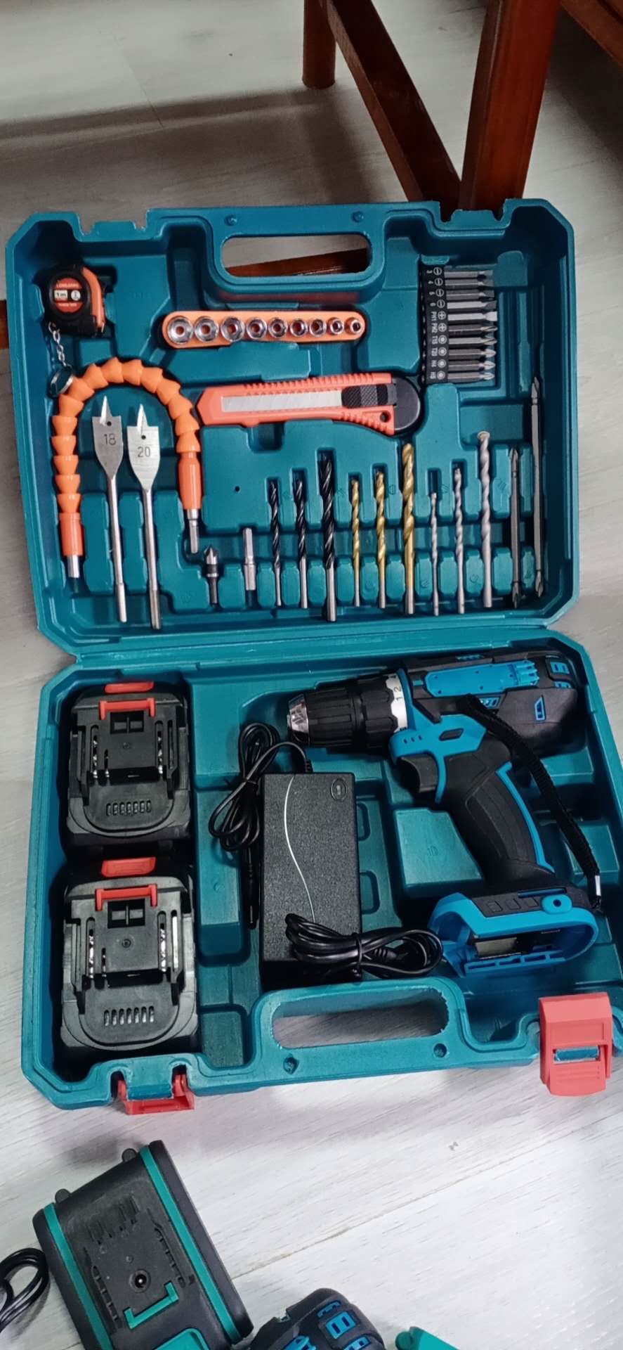 Lithium battery Angle grinder. Electric tools. Electric drill detail image 17