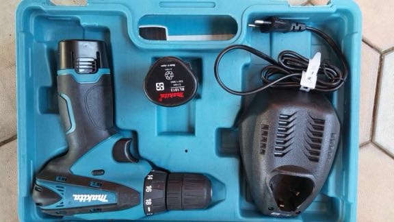 Lithium battery Angle grinder. Electric tools. Electric drill detail image 3