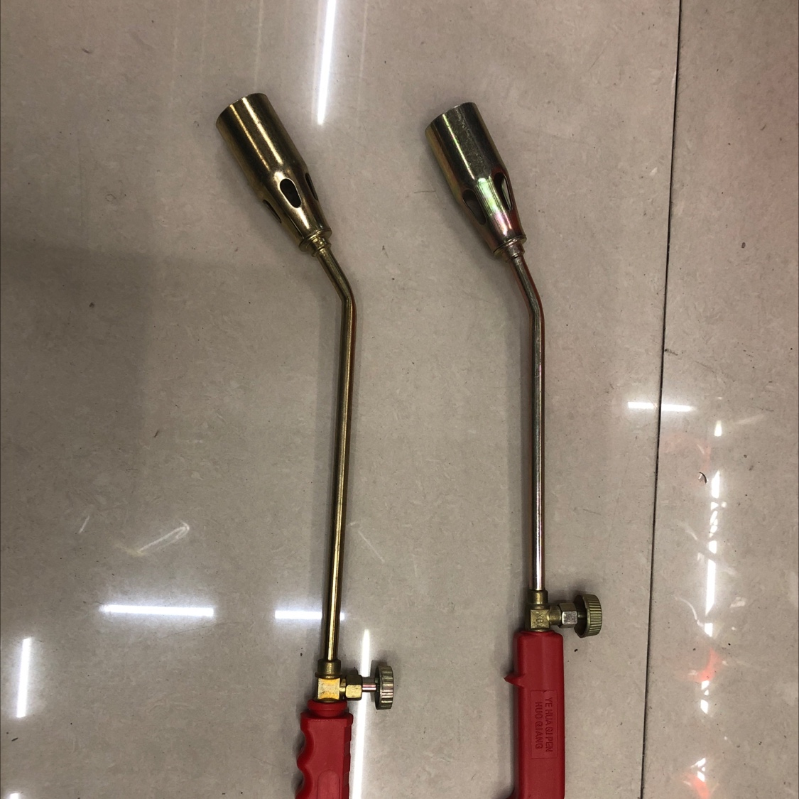 35喷枪。35喷枪不带开关。 割据系列