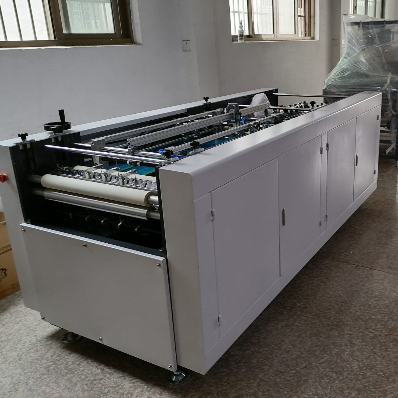 自动皮壳四面包边机折边机 定金