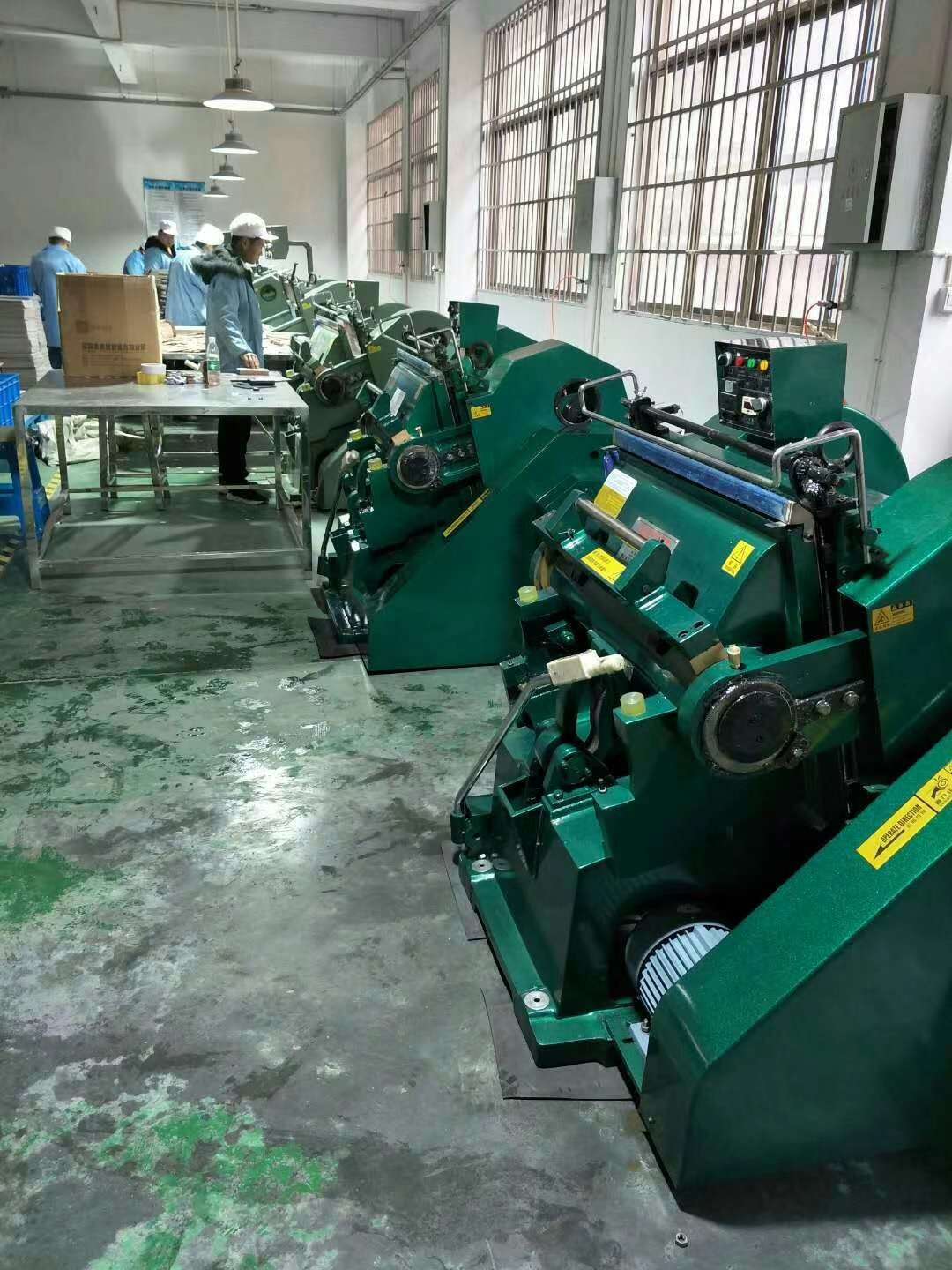 Model ML930 of the 930 heated weighted creasing die-cutting machine Item Picture