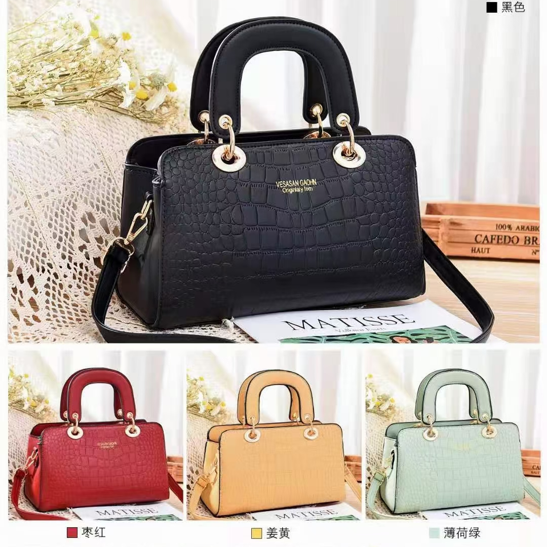 Mother bag wedding 2021 new handbag atmosphere middle-aged oblique cross wedding bag leather woman bag red wedding bag