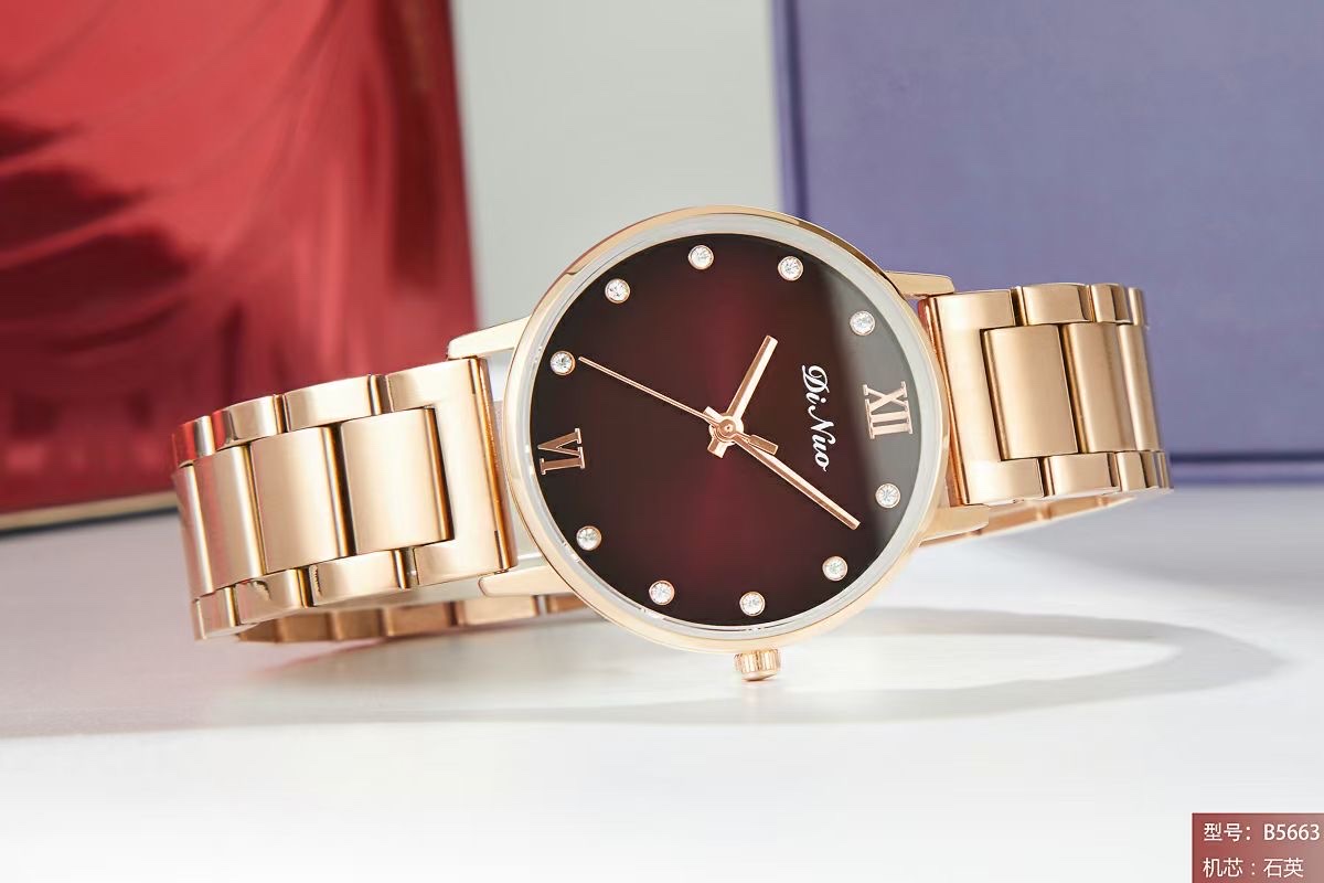 时尚韩版潮流女表，新款防水钢带手表，质量保证进口机芯欢迎加入详情图2