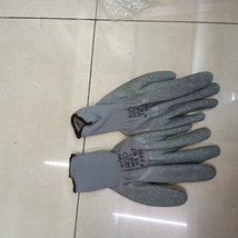 灰色手套