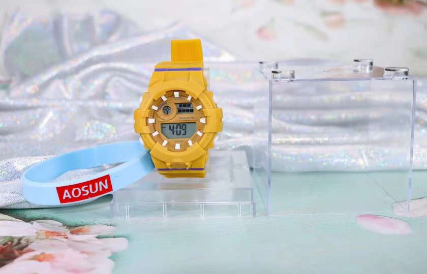 0 waterproof candy-colored sports electronic watch at the forefront of trends detail image 2