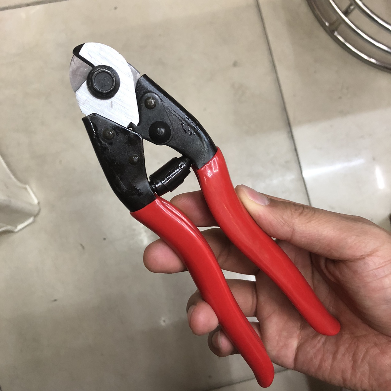 Cable scissors manufacturer direct sales of steel cable scissors and labor-saving scissors