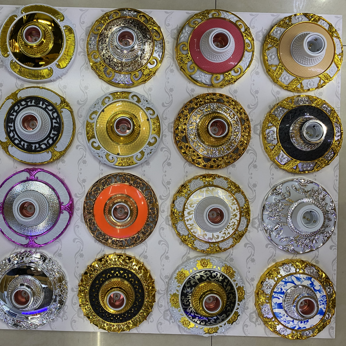 Factory direct sales of new lamp holders. Welcome new and old customers to visit and purchase