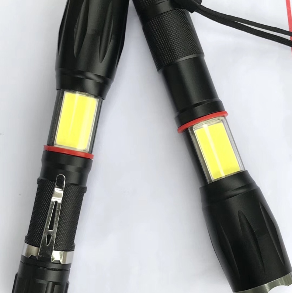 厂家直销高档充电防水手电筒