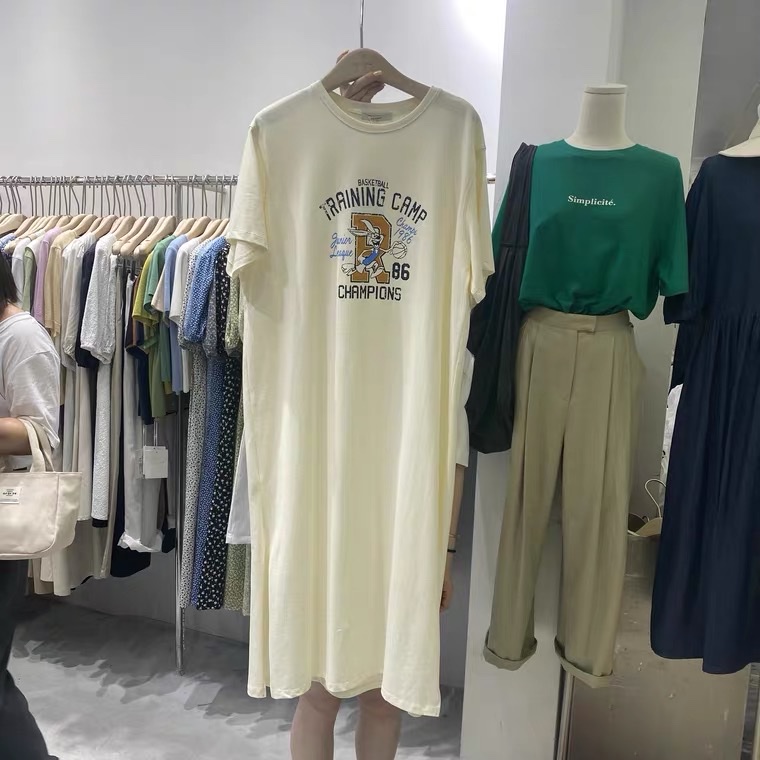 长裙白底实物图