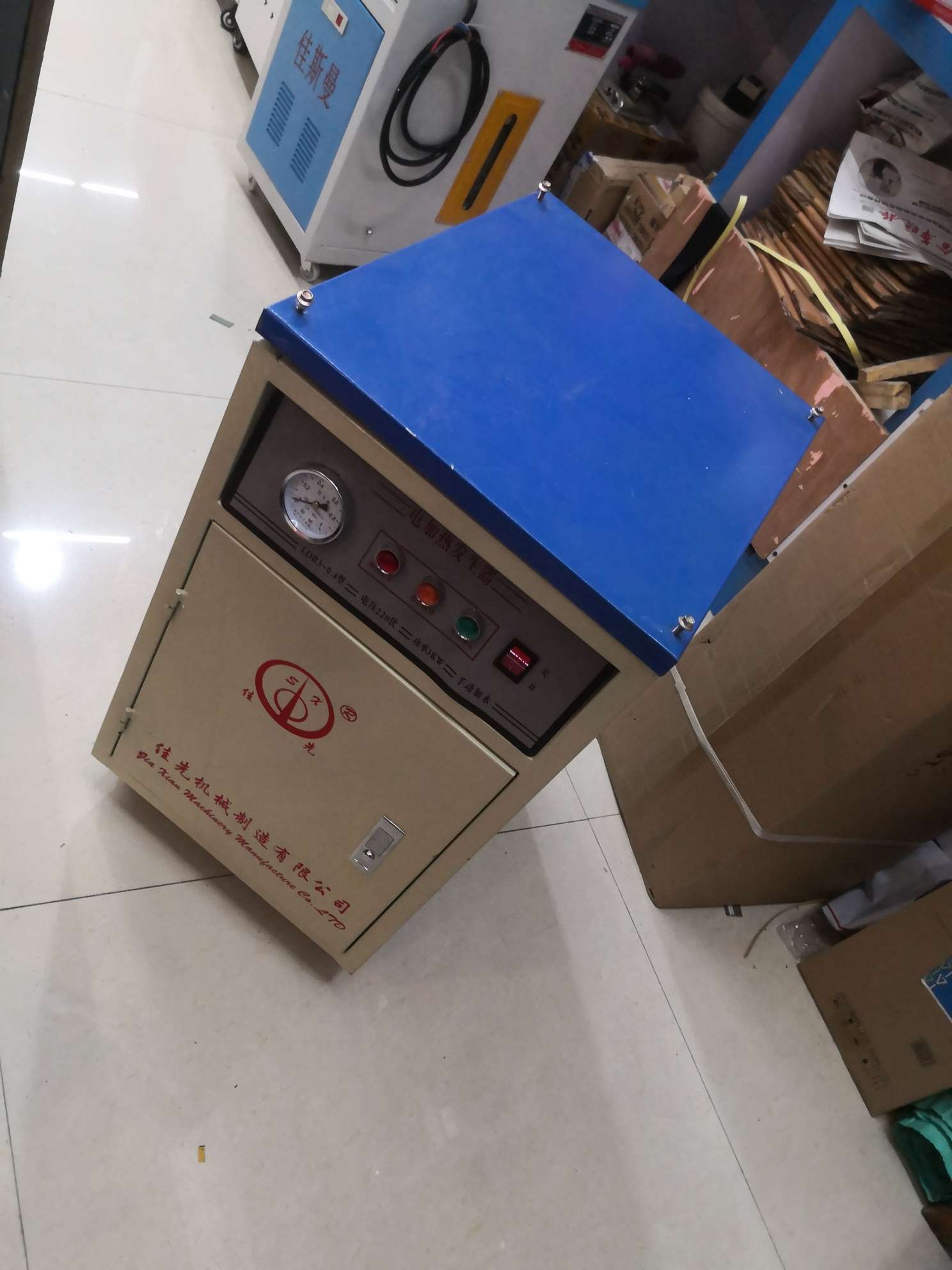 Electric heating steam generator, bridge maintenance, cooking soy milk, steaming buns, curtain ironing, clothing ironing detail image 2
