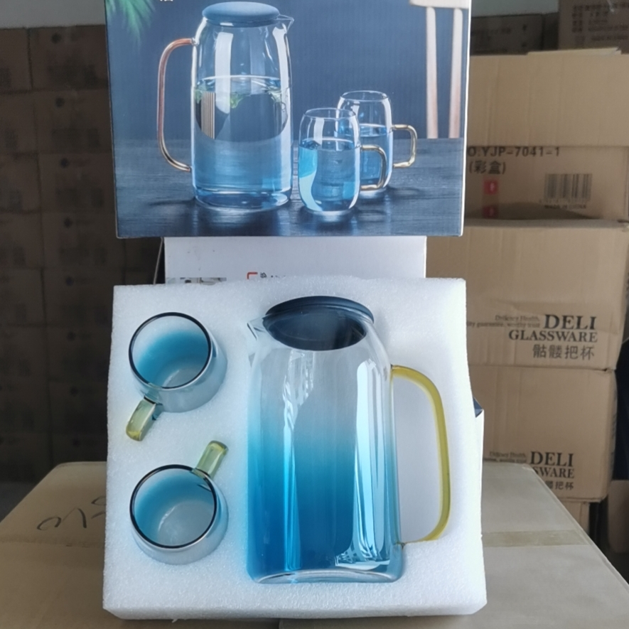 国际商贸城D区3楼4街7998-高鹏3件套ZH01