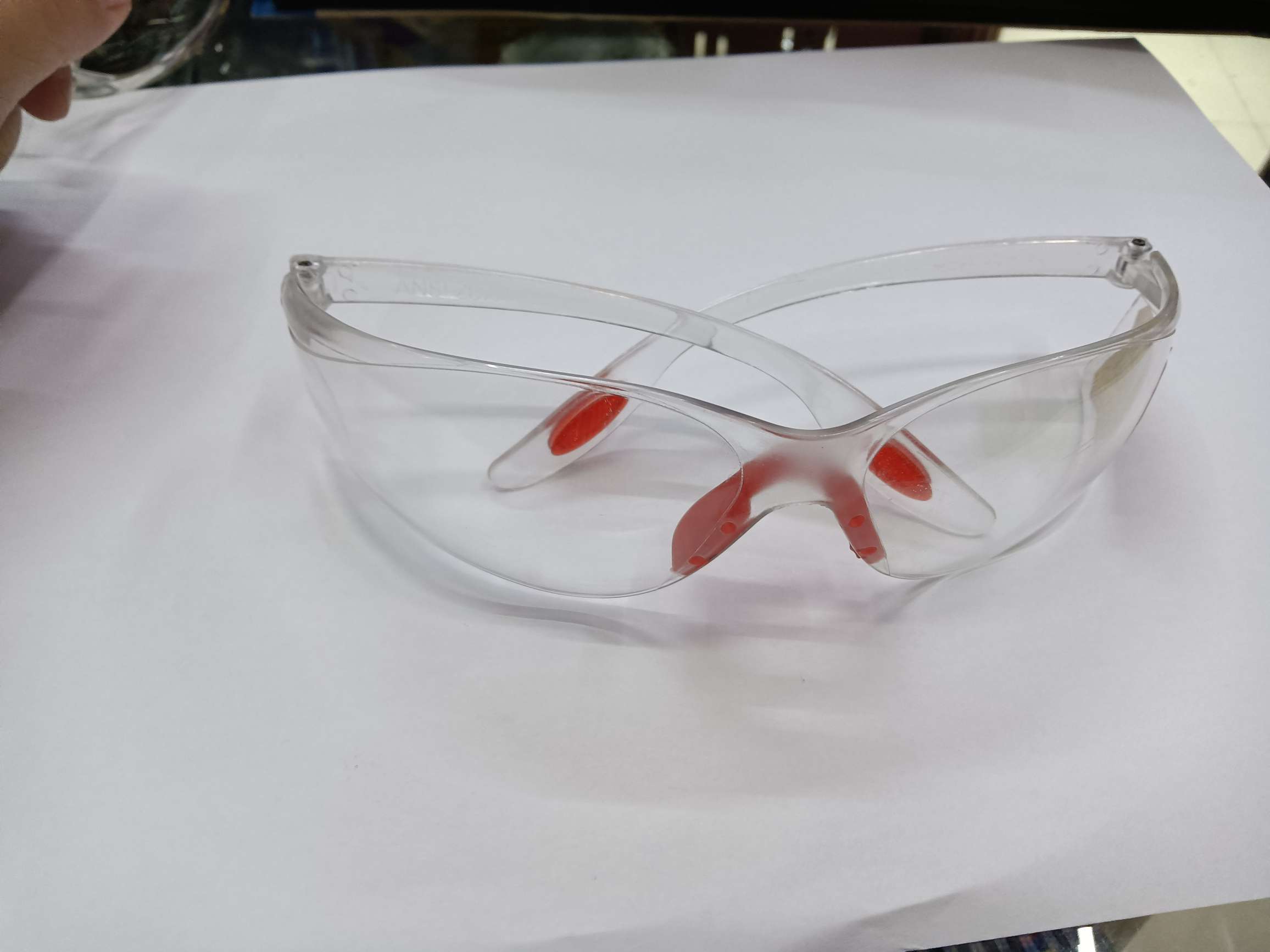 透明架红鼻托眼镜详情图1