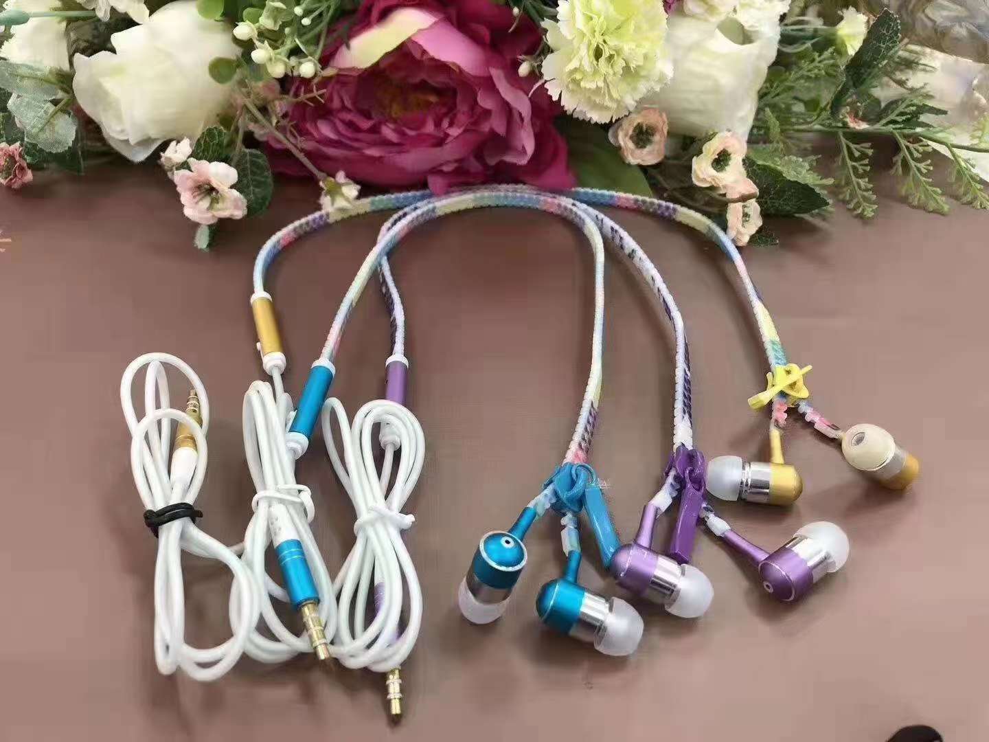 Metal Zipper Headphones details Picture