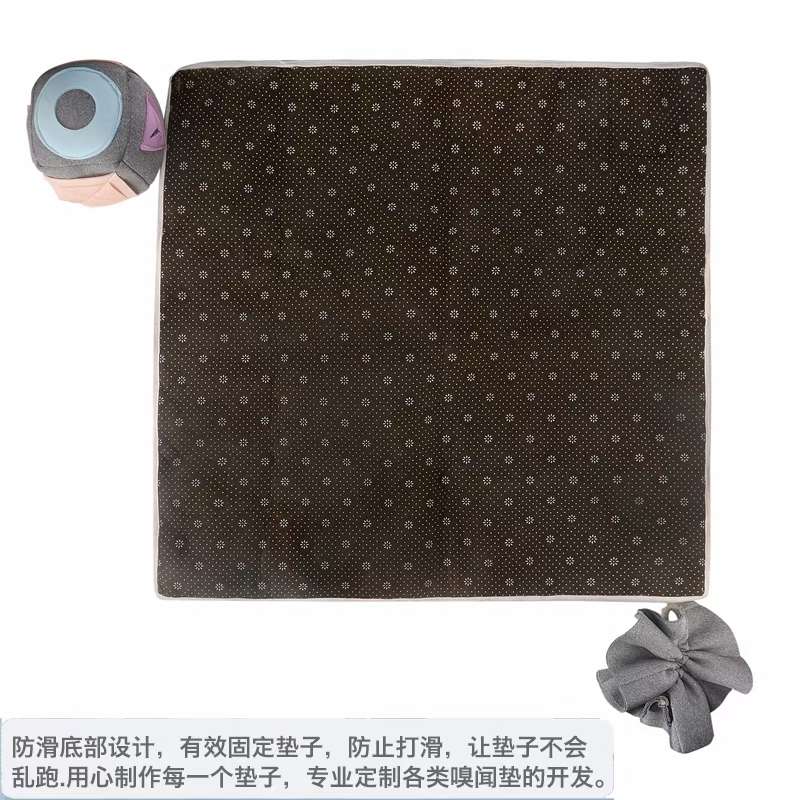 宠物用品！狗狗溴闻垫！这边客户等着货，那边工人回家
我手笨[流泪]好想坐上去多缝几个出来也好
急客户所急[害羞]详情9
