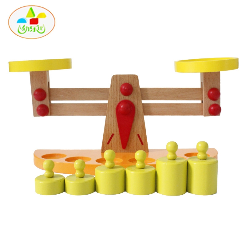 木制仿真天平秤幼儿园玩具益智平衡教具