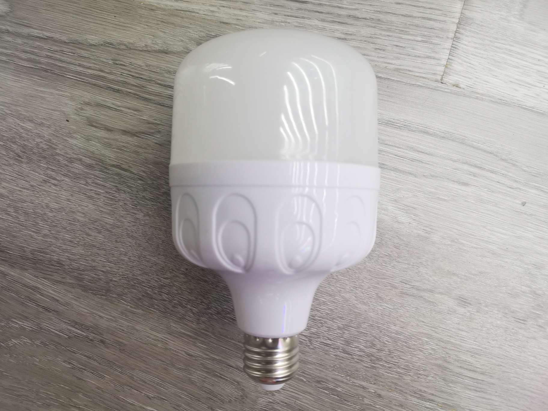18W 12V-85V低压球泡 details Picture