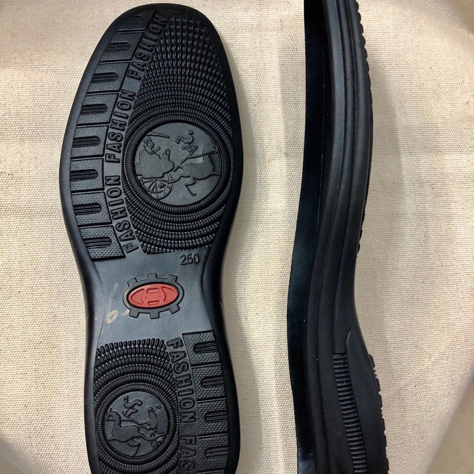 橡胶鞋底休闲皮鞋高边鞋底锥子拉线鞋底防滑贴换底垫1双修鞋材料