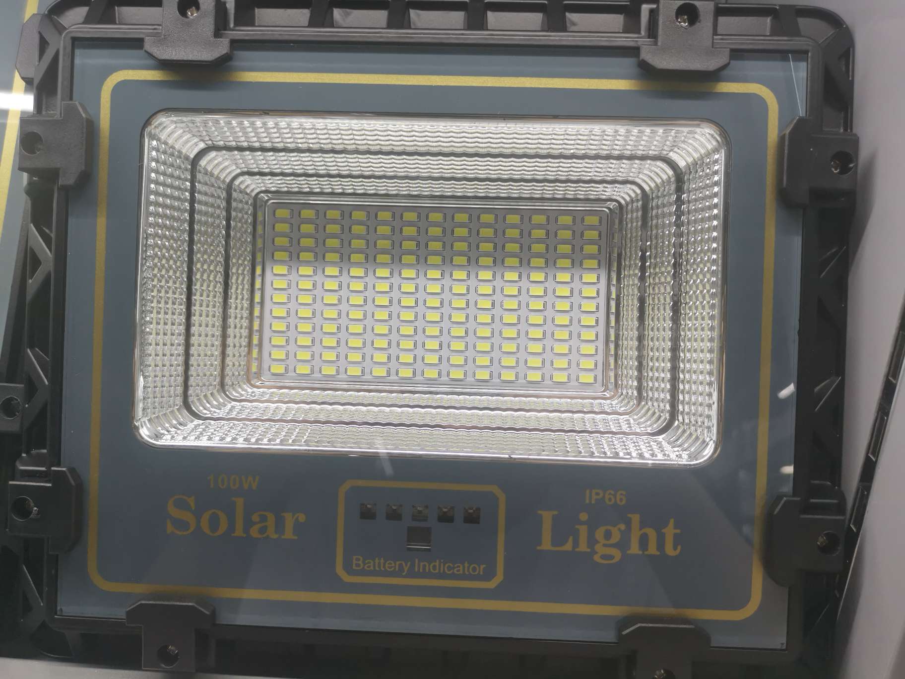 400W太阳能投光灯产品图