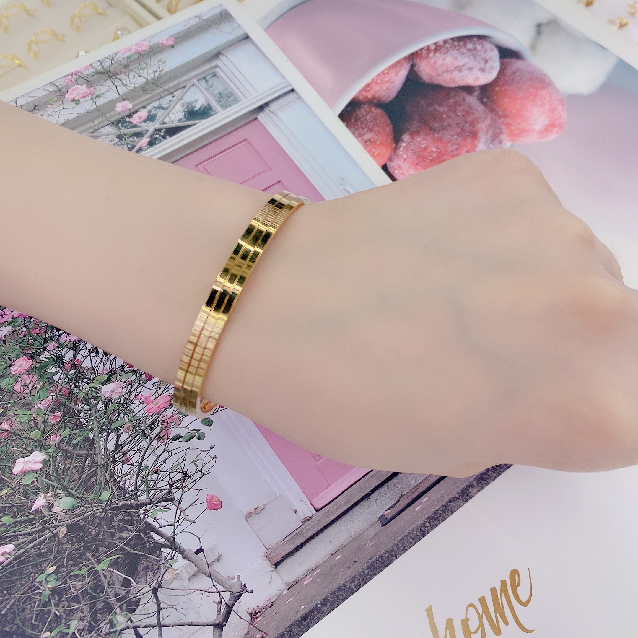 Chenglong Jewelry's new bracelet, three-ring set, Three Lives and Three Worlds fine circle multi-ring, is a popular and niche wristband for women, B0115-105 detail image 3