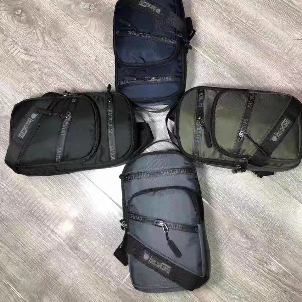 w-7胸包男士胸包图